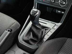 Volkswagen Polo hatch 1.0TSI - Image 11
