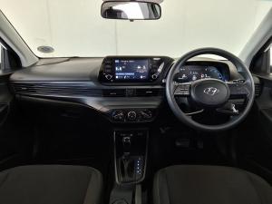 Hyundai i20 1.4 Motion auto - Image 13