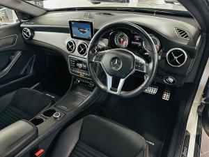 Mercedes-Benz GLA GLA220d 4Matic Style - Image 3