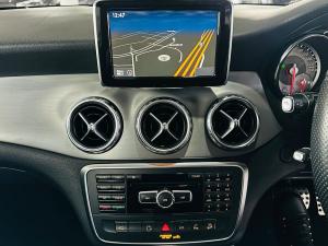Mercedes-Benz GLA GLA220d 4Matic Style - Image 8