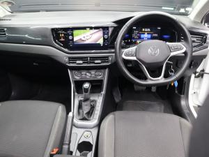 Volkswagen Polo hatch 1.0TSI Life auto - Image 8