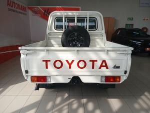 Toyota Land Cruiser 79 2.8GD-6 double cab - Image 5