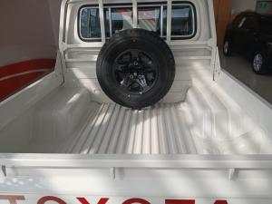 Toyota Land Cruiser 79 2.8GD-6 double cab - Image 13