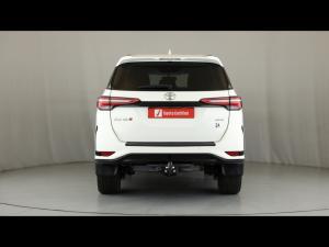 Toyota Fortuner 2.4GD-6 4x4 - Image 5