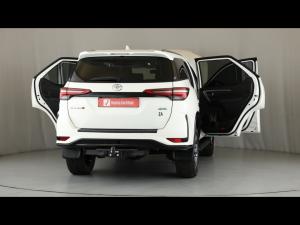 Toyota Fortuner 2.4GD-6 4x4 - Image 9