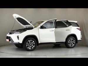 Toyota Fortuner 2.4GD-6 4x4 - Image 12