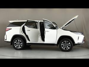 Toyota Fortuner 2.4GD-6 4x4 - Image 15