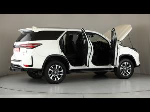 Toyota Fortuner 2.4GD-6 4x4 - Image 16