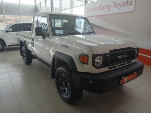 Toyota Land Cruiser 79 2.8GD-6 single cab auto - Image 1