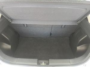 Toyota Starlet 1.5 XR manual - Image 9