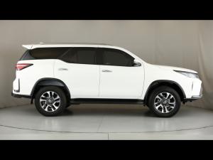 Toyota Fortuner 2.8GD-6 4x4 - Image 3