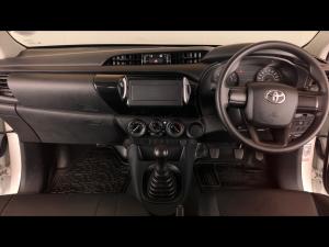 Toyota Hilux 2.4GD single cab S (aircon) - Image 6