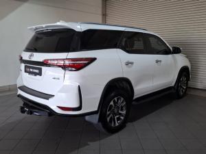 Toyota Fortuner 2.4GD-6 4x4 - Image 4