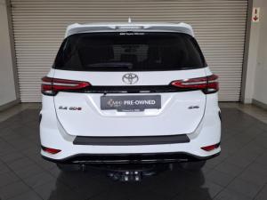 Toyota Fortuner 2.4GD-6 4x4 - Image 5