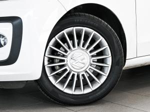 Volkswagen up! move up! 5-door 1.0 - Image 2