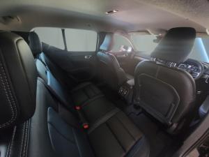 Volvo XC40 D4 AWD Inscription - Image 12