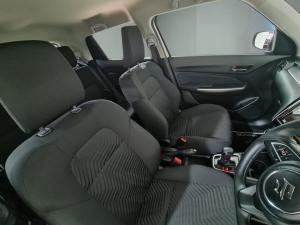 Suzuki Swift 1.2 GLX auto - Image 12