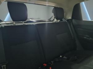 Suzuki Swift 1.2 GLX auto - Image 13