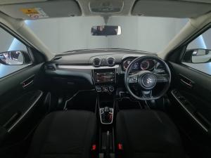 Suzuki Swift 1.2 GLX auto - Image 9