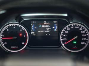 Isuzu D-Max 3.0TD double cab V-Cross - Image 12