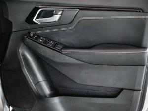 Isuzu D-Max 3.0TD double cab V-Cross - Image 18