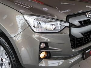 Isuzu D-Max 1.9TD double cab LS 4x4 auto - Image 20