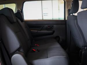 Toyota Rumion 1.5 S - Image 9