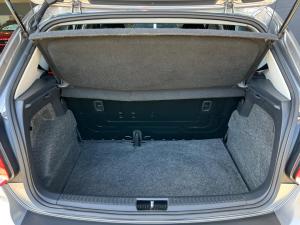 Volkswagen Polo Vivo hatch 1.4 Comfortline - Image 7