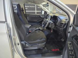 Isuzu D-Max 1.9TD double cab L auto - Image 14