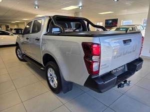 Isuzu D-Max 1.9TD double cab L auto - Image 9