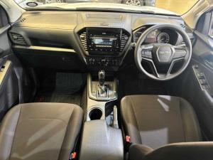 Isuzu D-Max 1.9TD double cab L auto - Image 11