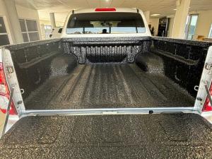 Isuzu D-Max 1.9TD double cab LS 4x4 auto - Image 10
