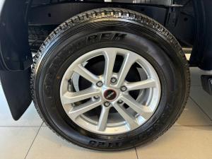 Isuzu D-Max 1.9TD double cab LS 4x4 auto - Image 5