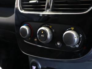 Renault Clio 66kW turbo Authentique - Image 16