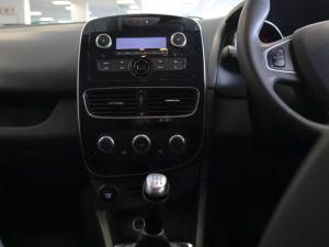Renault Clio 66kW turbo Authentique - Image 18