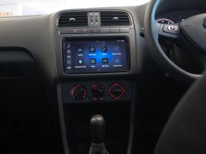 Volkswagen Polo Vivo hatch 1.6 Life - Image 15