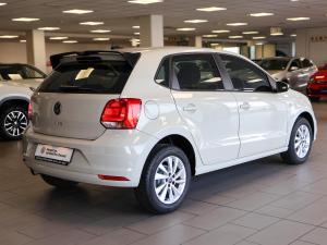 Volkswagen Polo Vivo hatch 1.6 Life - Image 7