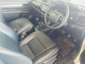 Toyota Hilux 2.4GD single cab S (aircon) - Image 9