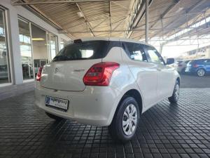 Suzuki Swift 1.2 GL auto - Image 7