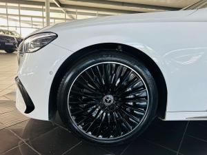 Mercedes-Benz E-Class E220d Avantgarde - Image 16