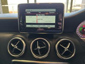 Mercedes-Benz A 200d Urban automatic - Image 4