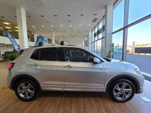 Volkswagen T-Cross 1.0TSI R-Line - Image 7