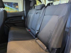 Volkswagen Amarok 2.0TDI double cab Life 4Motion auto - Image 6
