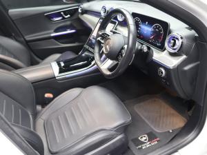 Mercedes-Benz C-Class C200 Avantgarde - Image 9