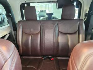 Jeep Wrangler 3.6L Polar Edition - Image 19