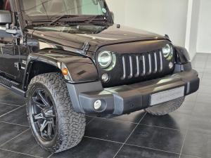Jeep Wrangler 3.6L Polar Edition - Image 2