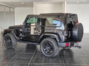 Jeep Wrangler 3.6L Polar Edition - Image 5