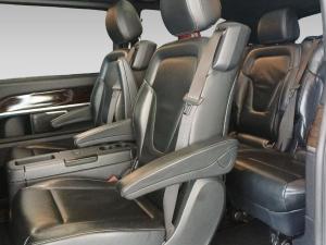 Mercedes-Benz V-Class V220d Avantgarde AMG Line - Image 14