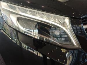 Mercedes-Benz V-Class V220d Avantgarde AMG Line - Image 18