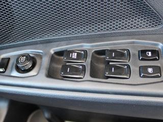 Mahindra XUV 3XO 1.2T MX2 auto